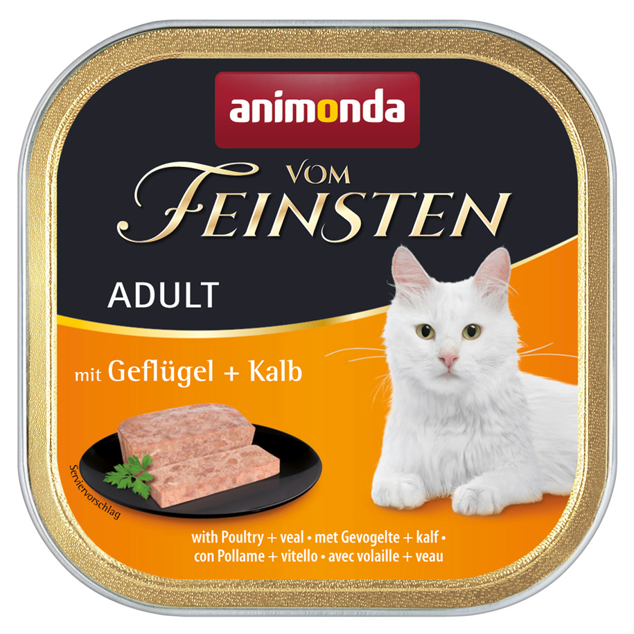 Adult mit Geflügel + Kalb