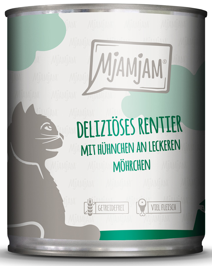 deliziöses Rentier mit Hühnchen an leckeren Möhrchen